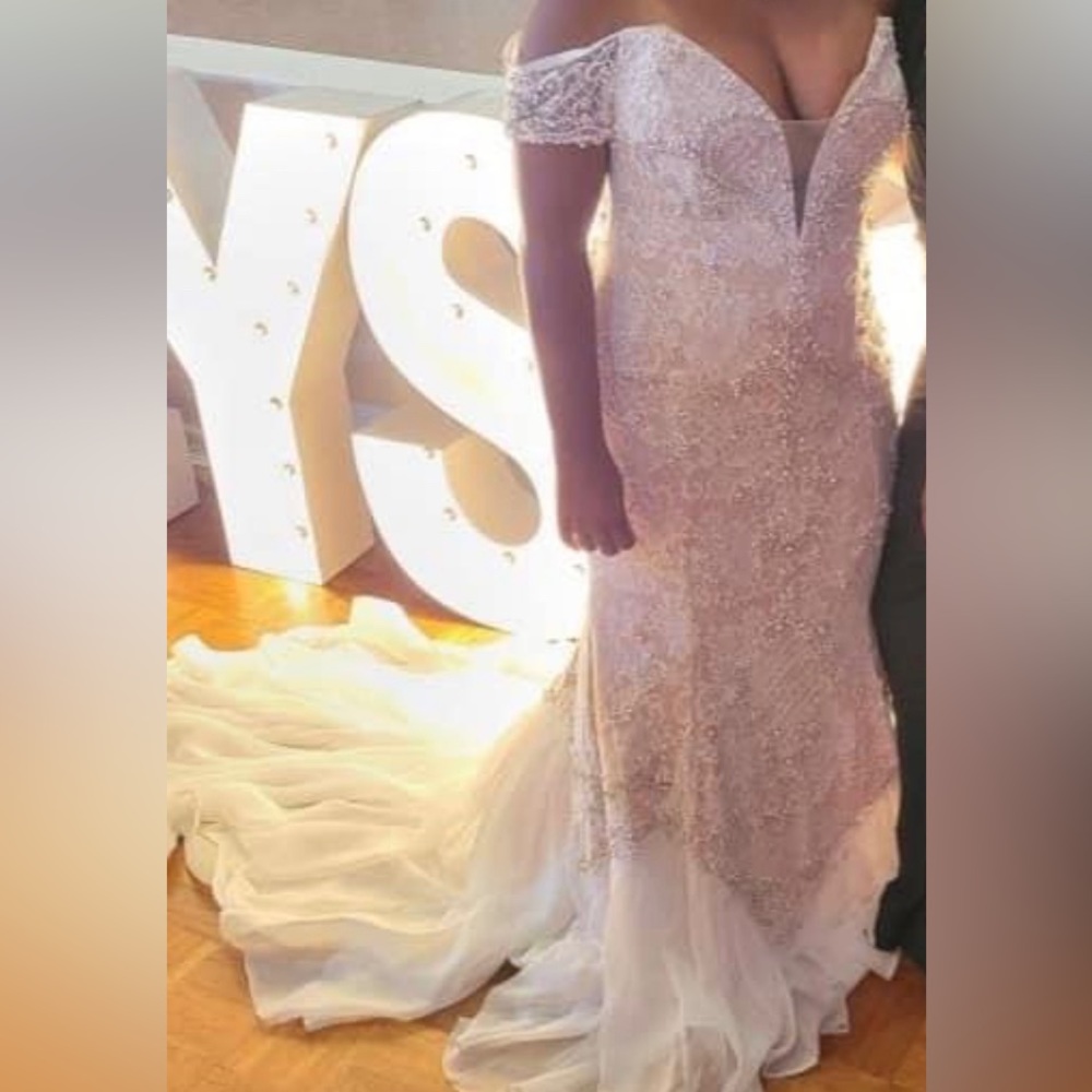 Jonathan Kayne Wedding Dress